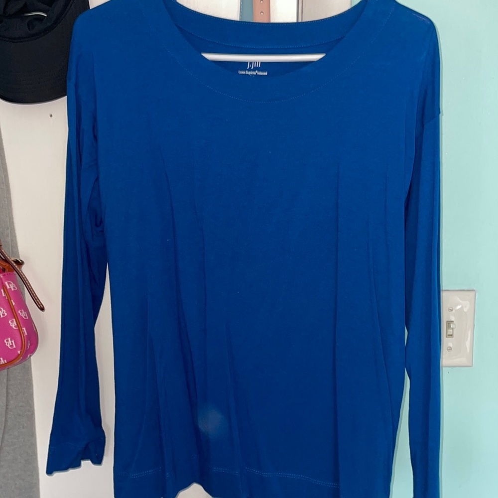 blue long sleeve 💙